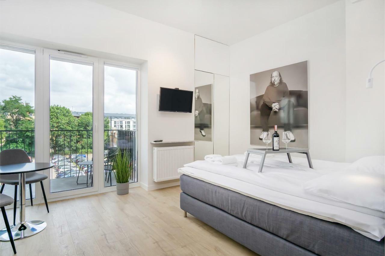 Apartments Poznan Mtp Bukowska By Noclegi Renters Bagian luar foto