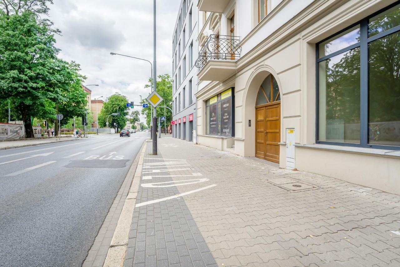 Apartments Poznan Mtp Bukowska By Noclegi Renters Bagian luar foto