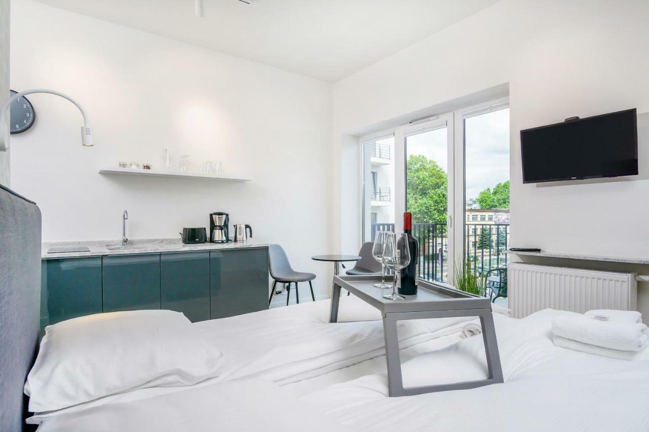 Apartments Poznan Mtp Bukowska By Noclegi Renters Bagian luar foto