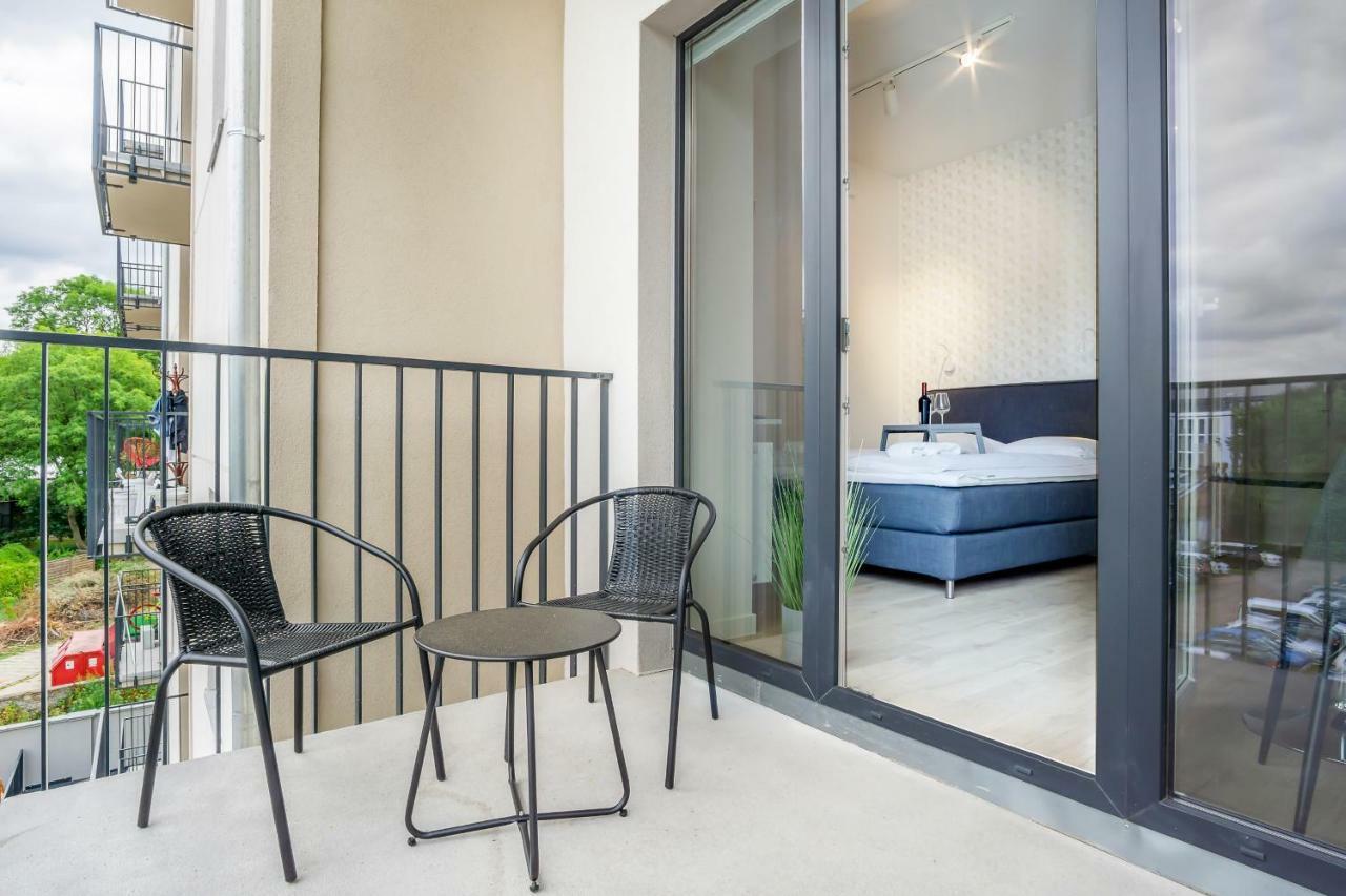 Apartments Poznan Mtp Bukowska By Noclegi Renters Bagian luar foto